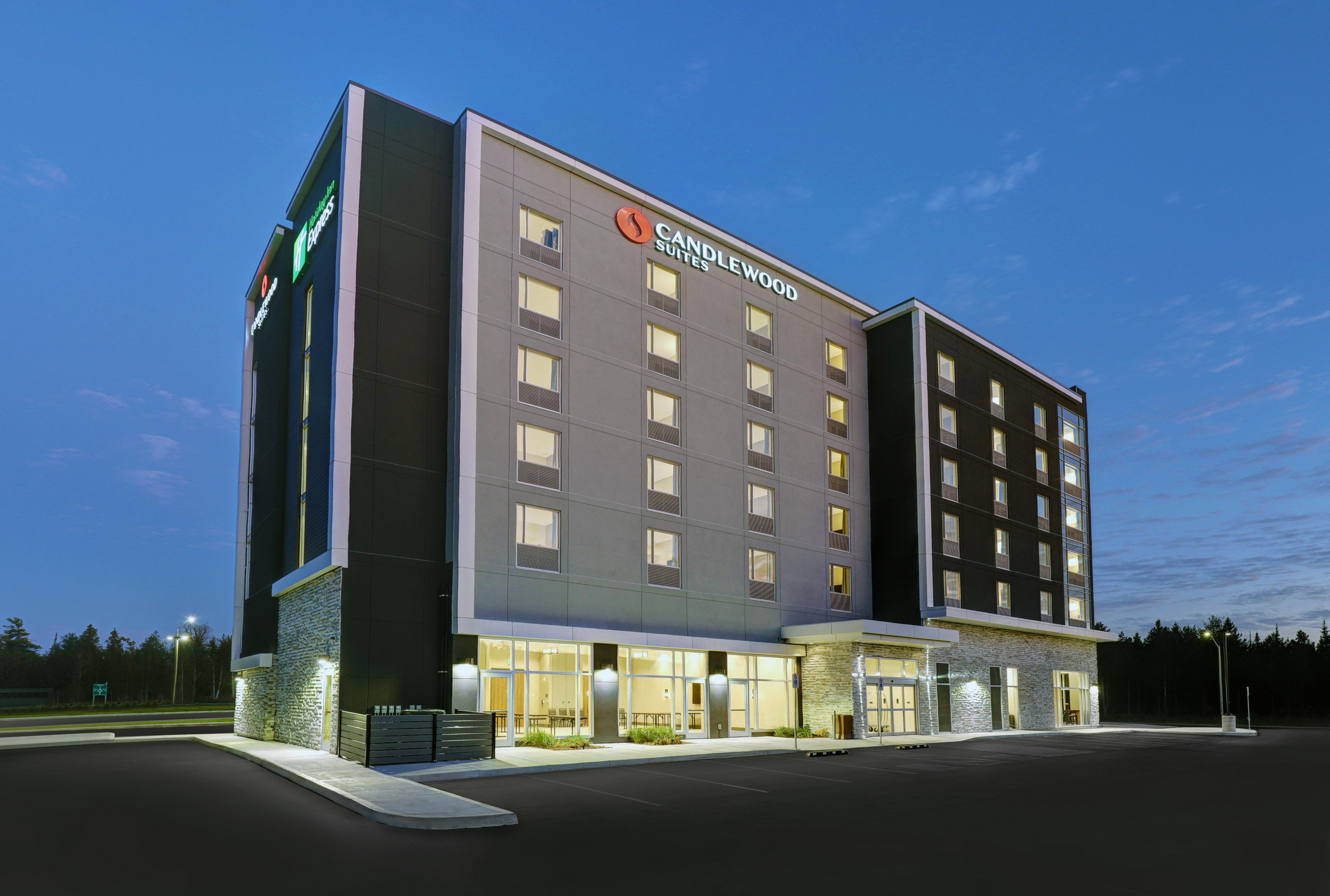 Candlewood Suites - Kingston West By Ihg Exteriör bild